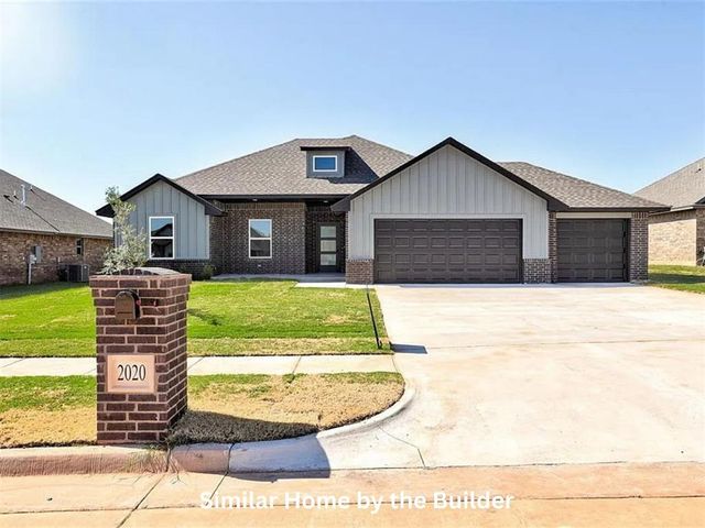 2004 W Flintlock Way, Mustang, OK 73064