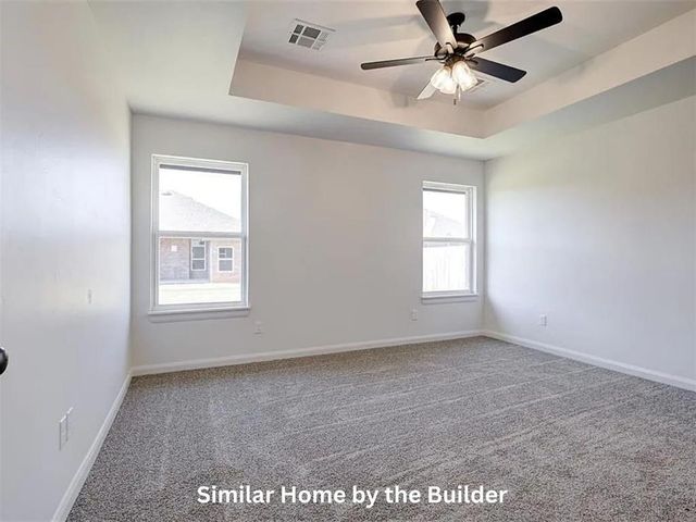 2004 W Flintlock Way, Mustang, OK 73064