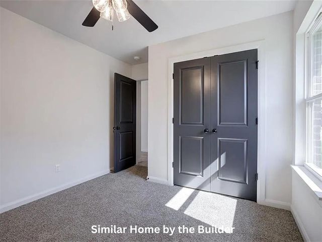 2004 W Flintlock Way, Mustang, OK 73064