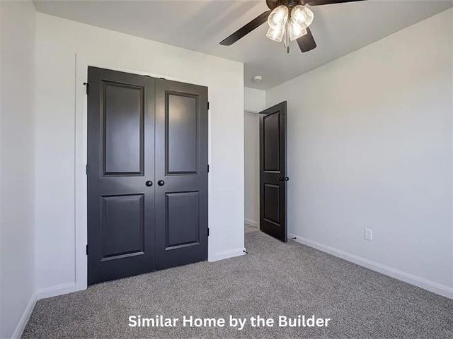 2004 W Flintlock Way, Mustang, OK 73064