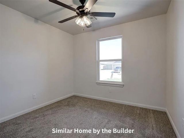 2004 W Flintlock Way, Mustang, OK 73064