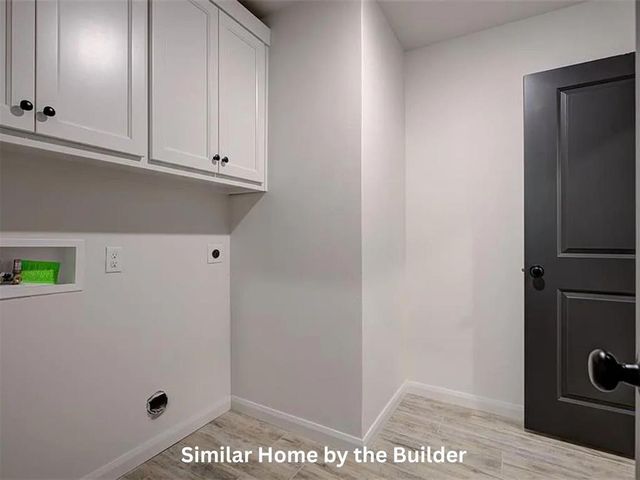 2004 W Flintlock Way, Mustang, OK 73064