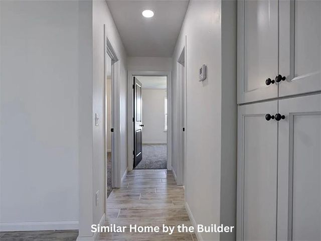 2004 W Flintlock Way, Mustang, OK 73064