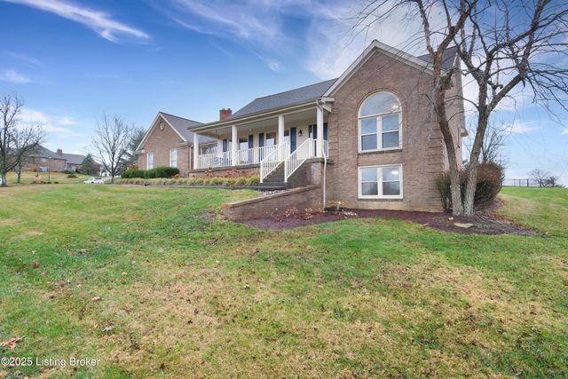 1708 Mahogany Run Dr, La Grange, KY 40031