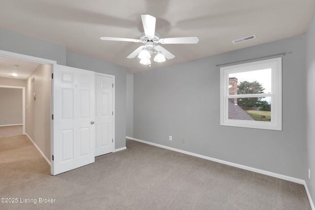 1708 Mahogany Run Dr, La Grange, KY 40031