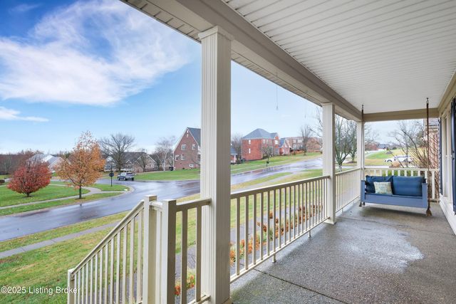 1708 Mahogany Run Dr, La Grange, KY 40031