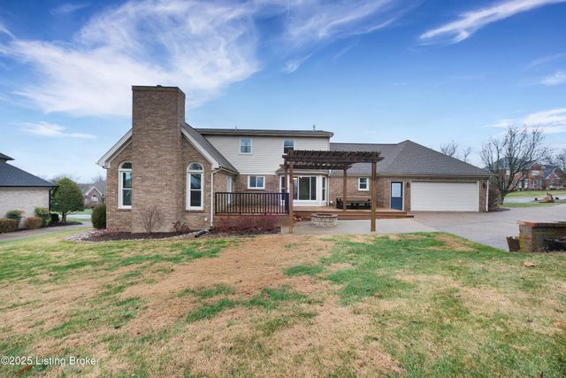 1708 Mahogany Run Dr, La Grange, KY 40031