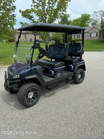 1708 Mahogany Run Dr, La Grange, KY 40031