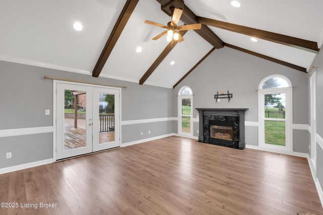 1708 Mahogany Run Dr, La Grange, KY 40031