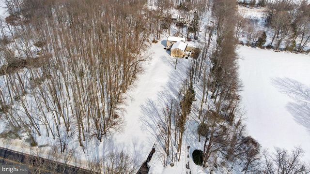 270 MOUNT LAUREL RD, Mount Laurel, NJ 08054