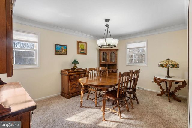 270 MOUNT LAUREL RD, Mount Laurel, NJ 08054