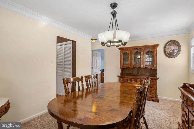 270 MOUNT LAUREL RD, Mount Laurel, NJ 08054