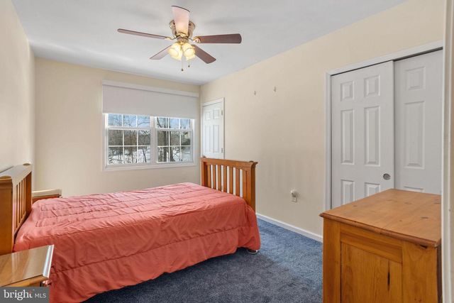 270 MOUNT LAUREL RD, Mount Laurel, NJ 08054