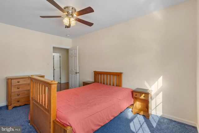 270 MOUNT LAUREL RD, Mount Laurel, NJ 08054