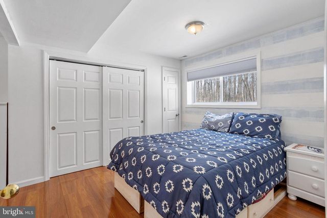 270 MOUNT LAUREL RD, Mount Laurel, NJ 08054