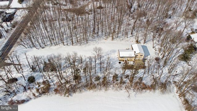 270 MOUNT LAUREL RD, Mount Laurel, NJ 08054