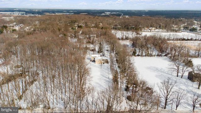 270 MOUNT LAUREL RD, Mount Laurel, NJ 08054