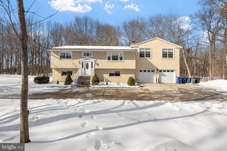 270 MOUNT LAUREL RD, Mount Laurel, NJ 08054
