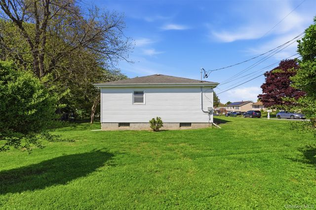 23 Stori Road, Newburgh, NY 12550
