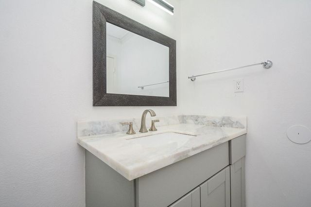 11510 Leader Street, Houston, TX 77072