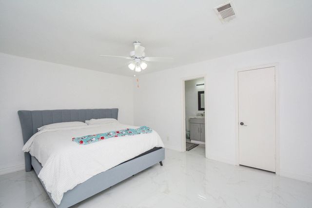 11510 Leader Street, Houston, TX 77072