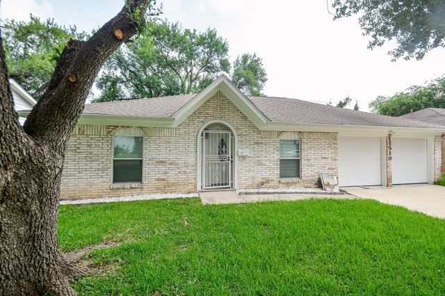 11510 Leader Street, Houston, TX 77072