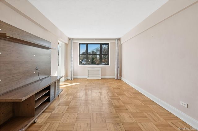 3103 Fairfield Avenue 5D, Bronx, NY 10463