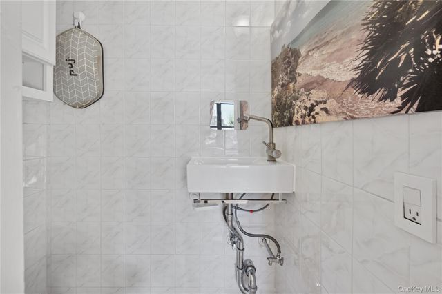 3103 Fairfield Avenue 5D, Bronx, NY 10463