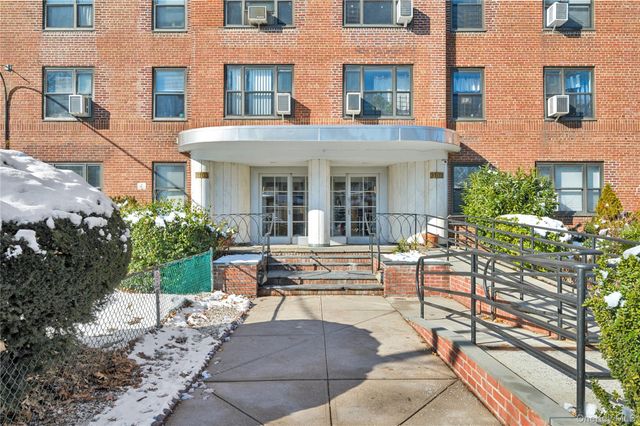 3103 Fairfield Avenue 5D, Bronx, NY 10463