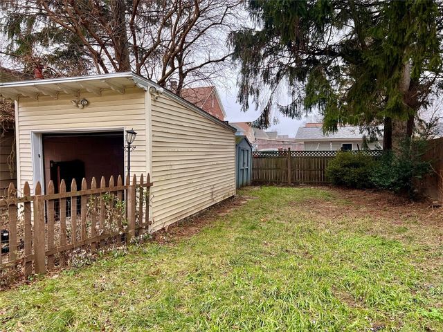 2716 RASPBERRY Street 1, Erie, PA 16508