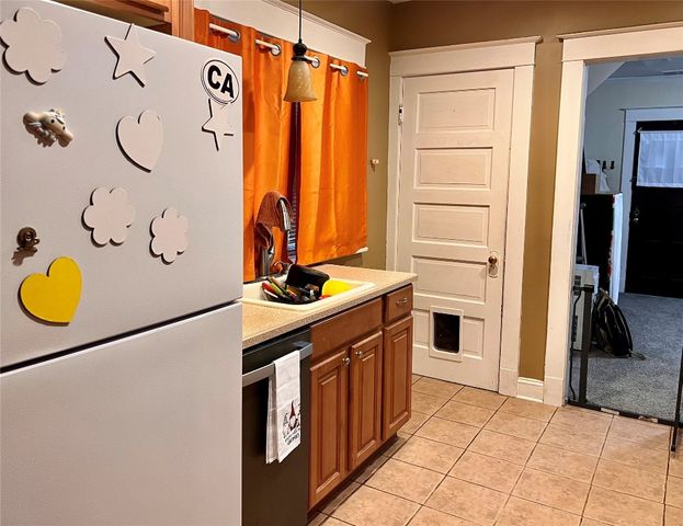 2716 RASPBERRY Street 1, Erie, PA 16508