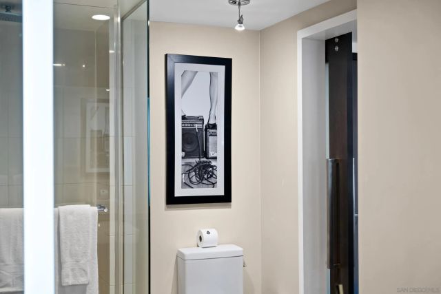 207 5th Ave 803, San Diego, CA 92101