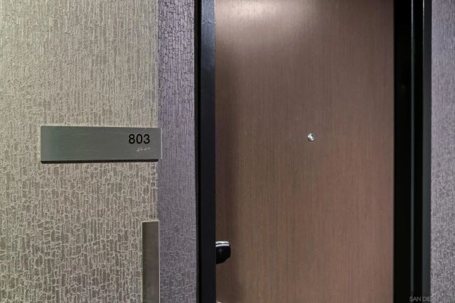 207 5th Ave 803, San Diego, CA 92101