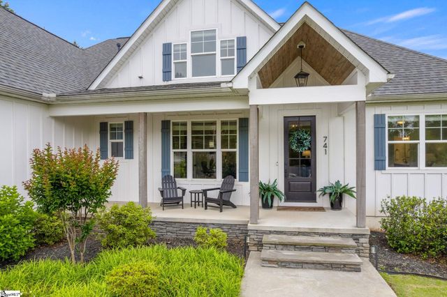 741 Brookdale Drive, Greer, SC 29615