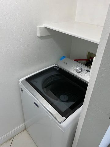 1212 Vista Oaks Circle NE, Palm Bay, FL 32905