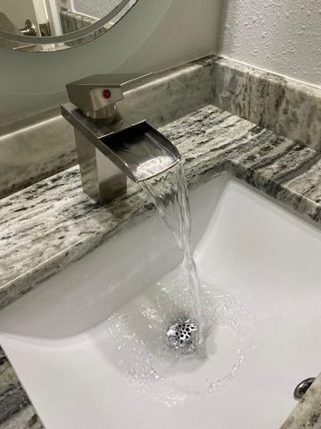 1212 Vista Oaks Circle NE, Palm Bay, FL 32905