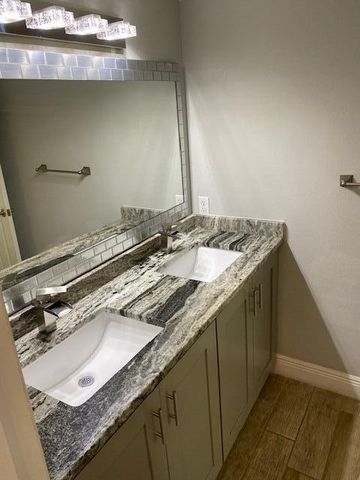 1212 Vista Oaks Circle NE, Palm Bay, FL 32905