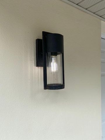 1212 Vista Oaks Circle NE, Palm Bay, FL 32905