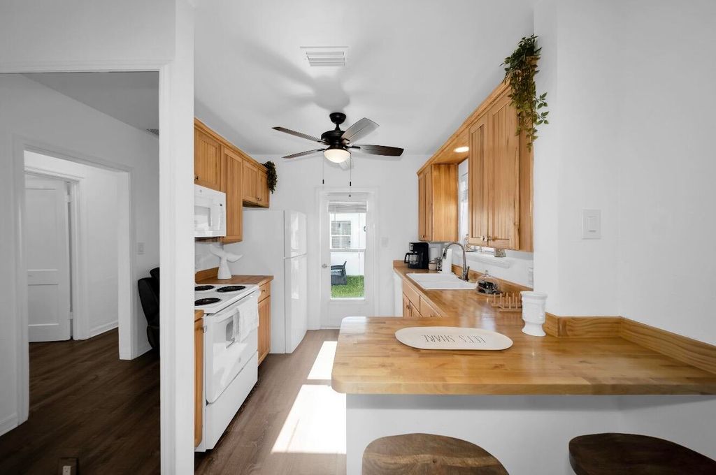 2317 N Ocean Boulevard E 2319, Fort Lauderdale, FL 33305