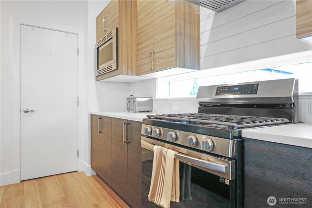 1664 Ridgeview Loop SE, Tumwater, WA 98512