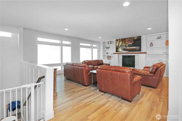 1664 Ridgeview Loop SE, Tumwater, WA 98512