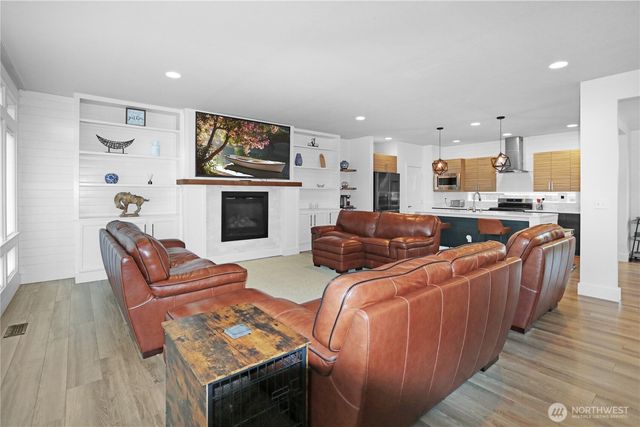 1664 Ridgeview Loop SE, Tumwater, WA 98512