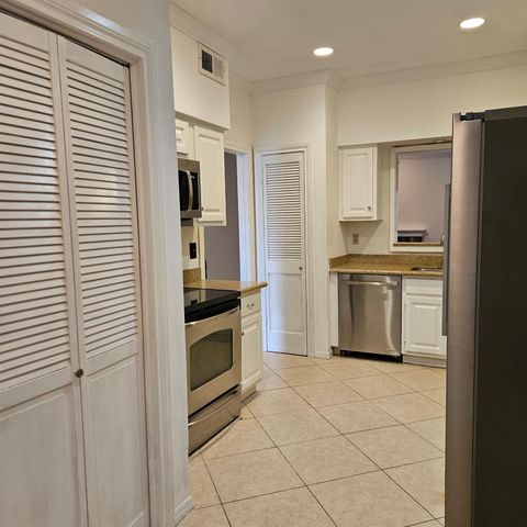 712 Augusta Drive 712, Houston, TX 77057