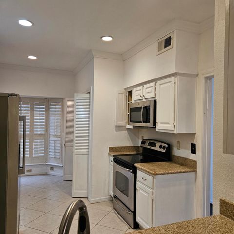 712 Augusta Drive 712, Houston, TX 77057