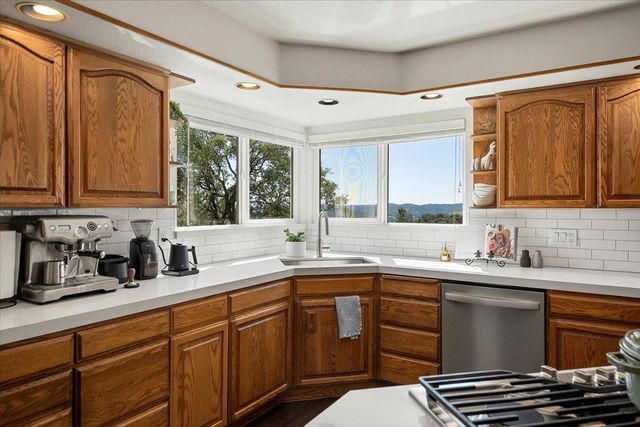 1991 Quartz Creek Ln, Placerville, CA 95667