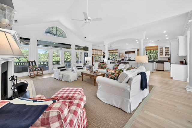 122 Sea Island Dr., Georgetown, SC 29440