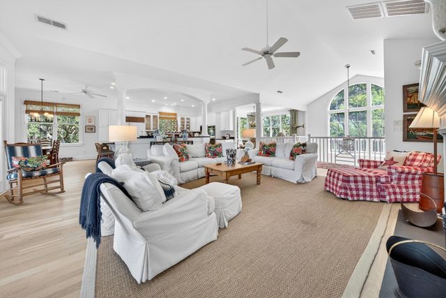122 Sea Island Dr., Georgetown, SC 29440