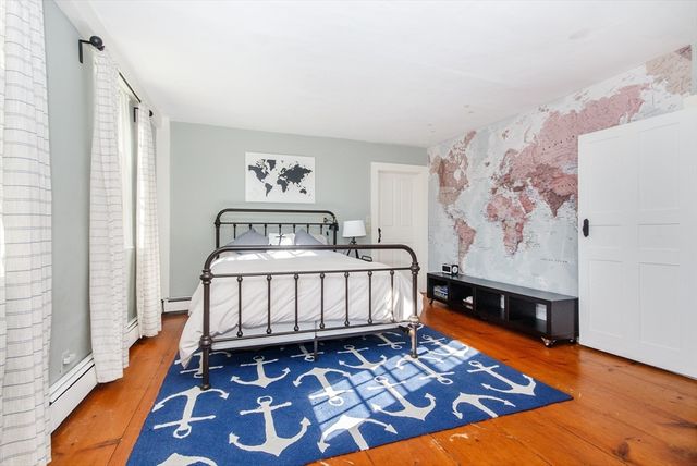 89 Choate St, Essex, MA 01929