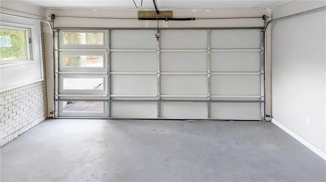 2851 Headland Drive, Atlanta, GA 30344