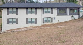 2851 Headland Drive, Atlanta, GA 30344